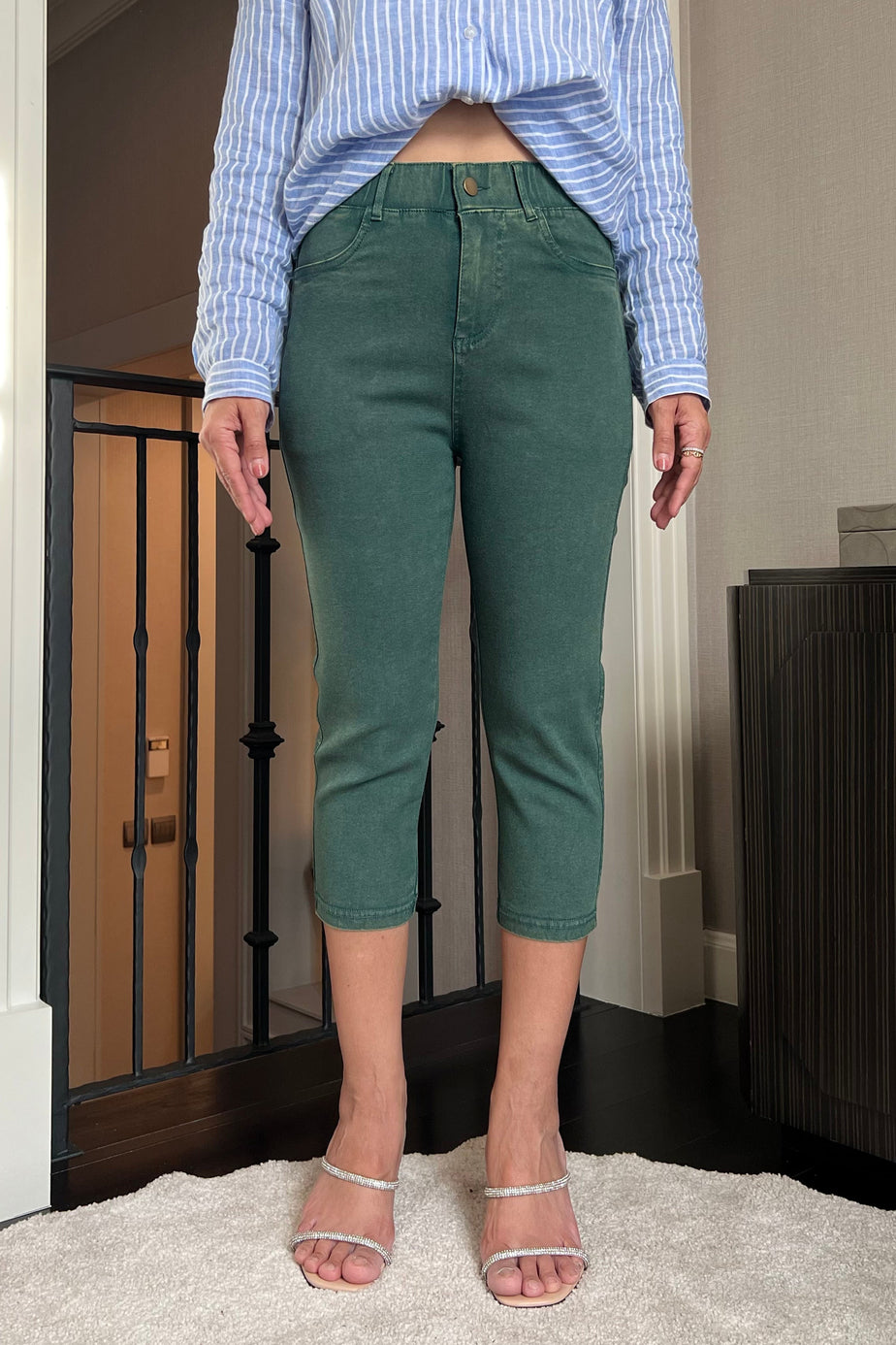 Capris Ultra Stretch Skinny Pants in Premium Denim-Color Green